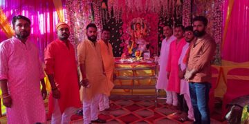 धूमधाम से मनाई गई  विश्वकर्मा पूजा