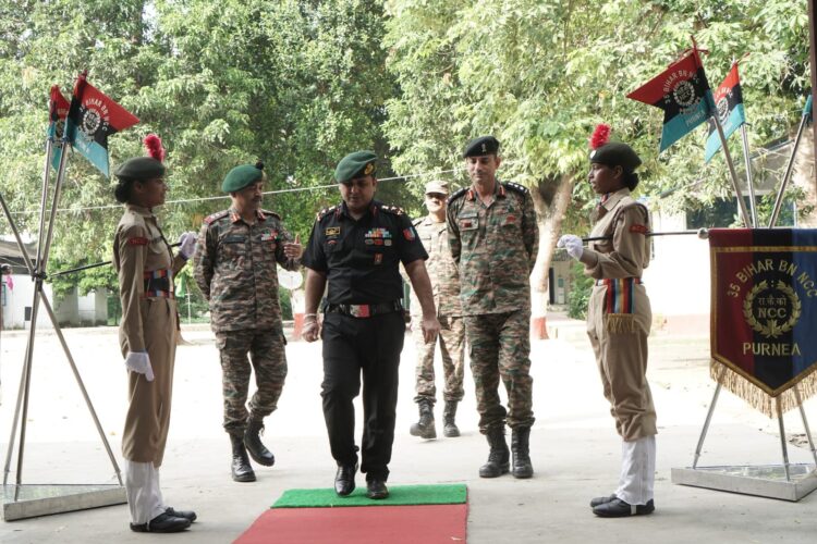 ग्रुप कमांडर ने किया एनसीसी शिविर का निरीक्षण